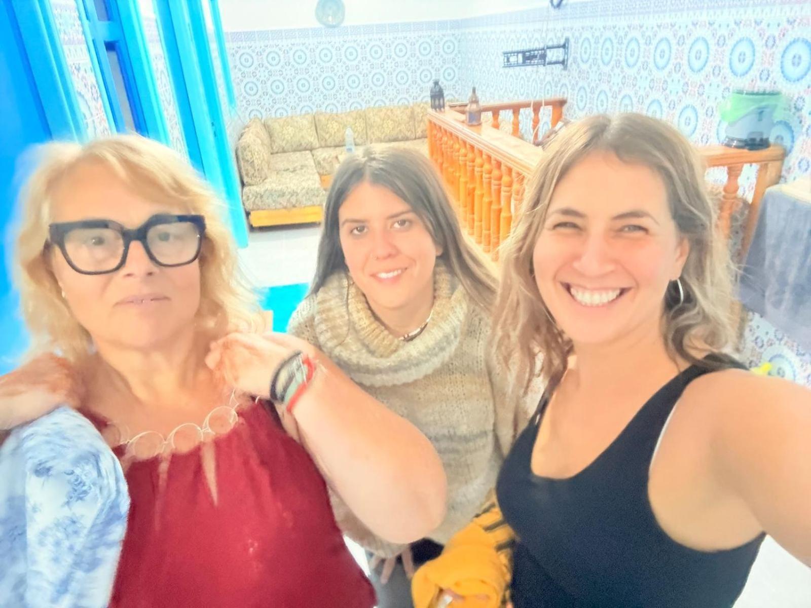 Guest house Maverick Nomads Surf - Only For Women *